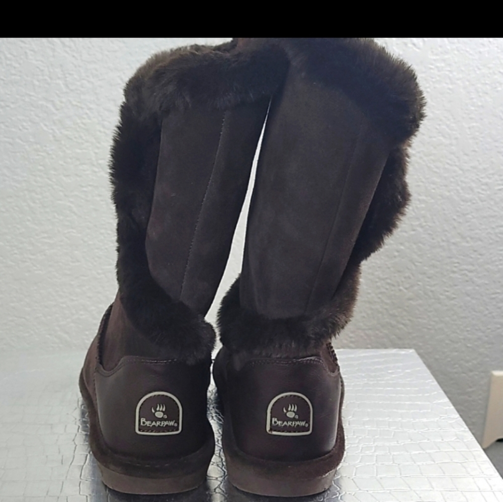 Bearpaw Brand New Boots